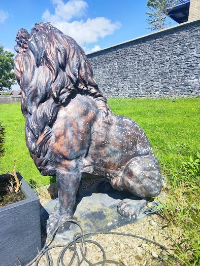 Large Stone Sitting Lions Pair