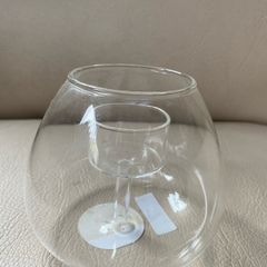 Glass tealight holder