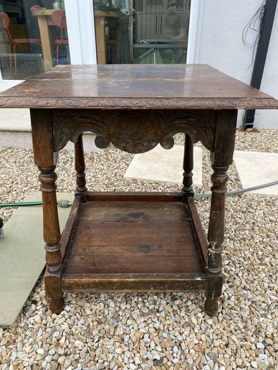 hallway table