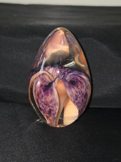 1999 Glass Eye Studio Purple Flower Paperweight