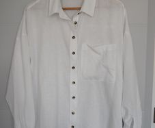 women shirt.size 12/14