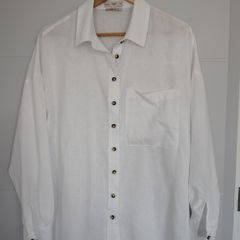 women shirt.size 12/14