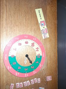 Magnetic learning clock