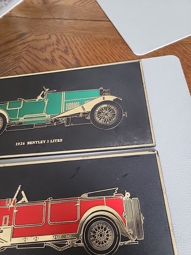 Car plaques