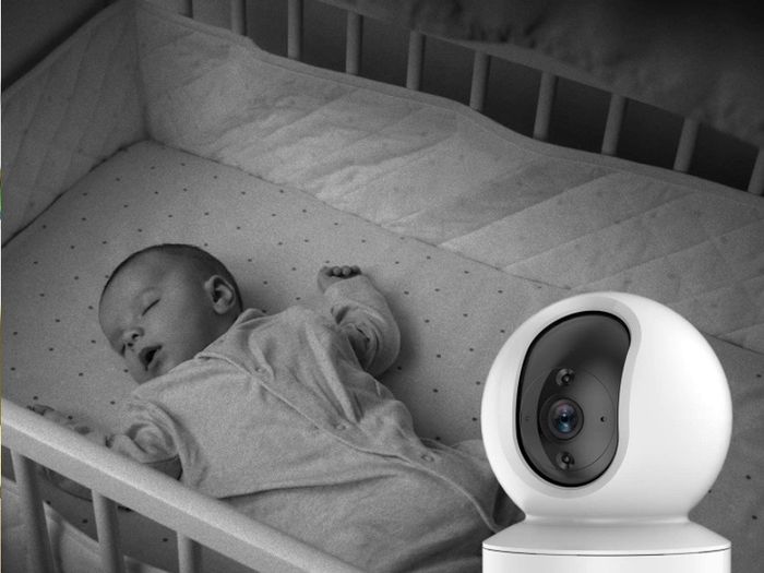 Security Camera Indoor Pan/Tilt, 1080P Baby Pet Monitor with Motion Detection, Auto Tracking, 2-Way Audio, 10m Night Vision, Works with Alexa (FREE POSTAGE)