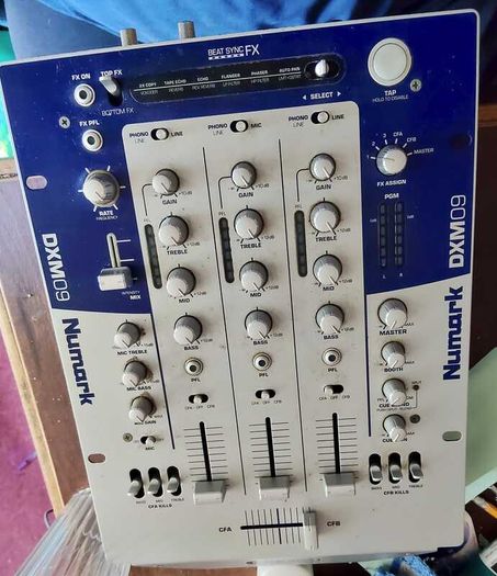 Numark DXM09 3 Channel Digital DJ Mixer Untested
