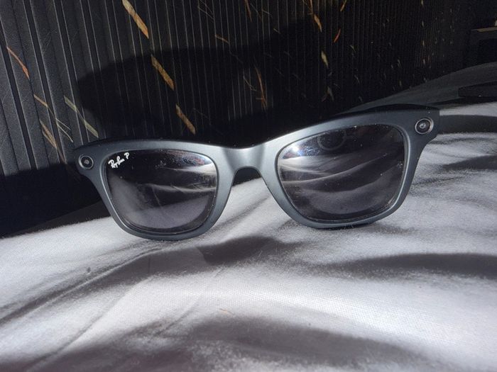 Meta Ray-bans 2 - Read Description