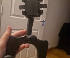 phone holder works with all phones