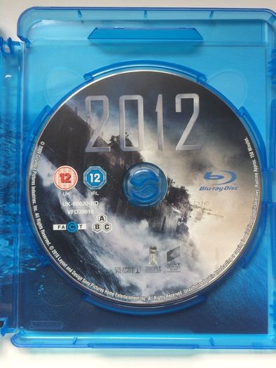 2012 [2009] John Cusack, Chiwetel Ejiofor, Amanda Peet, Oliver Platt, Thandie Newton, Danny Glover & Woody Harrelson [Blu-ray Movie]