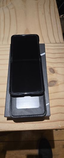 Samsung Galaxy Z-Flip 4 128gb