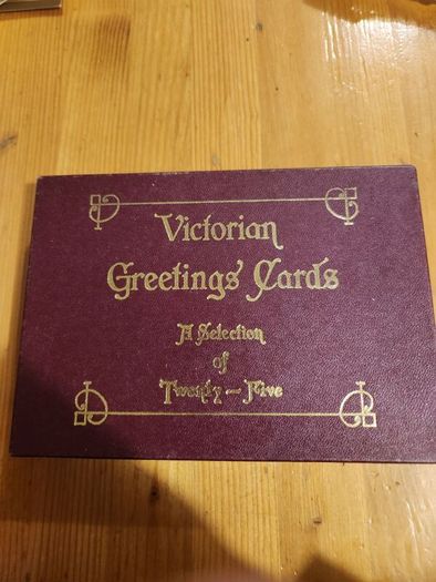 Beautiful Set Of 25 Reproduction  Vicorian Greeting Cards Of The Period 1860-1890 In Presentation Box. In Very Good Condition.