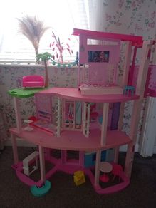 Barbie Dream House