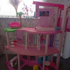 Barbie Dream House