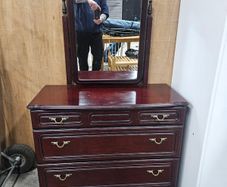 Vanity dressing table