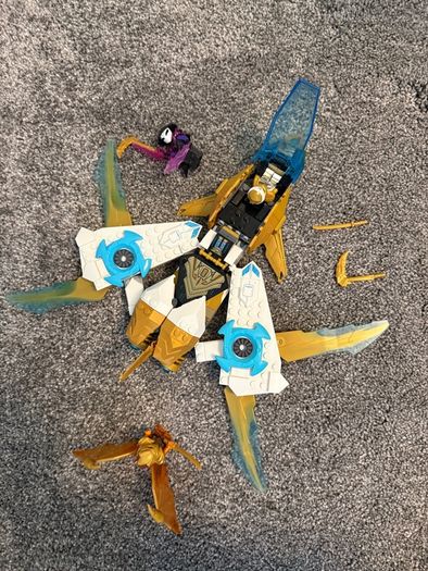 Lego Ninjago golden dragon jet