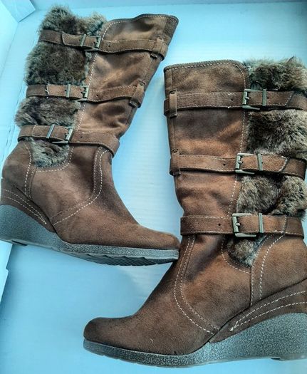 new warm knee wedge heel boots tag attached