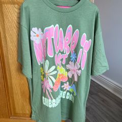BNWOT H&M khaki oversized t-shirt