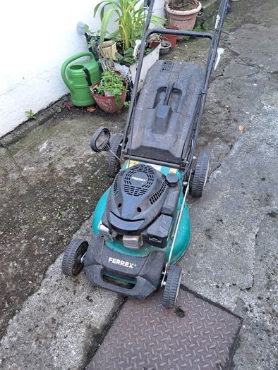 Ferrex Lawnmower