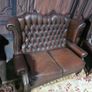 2 seater Anne queen chesterfield Image 2