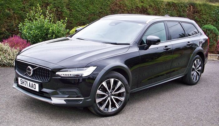 Volvo V90 2.0 B5D Cross Country 5dr AWD Auto