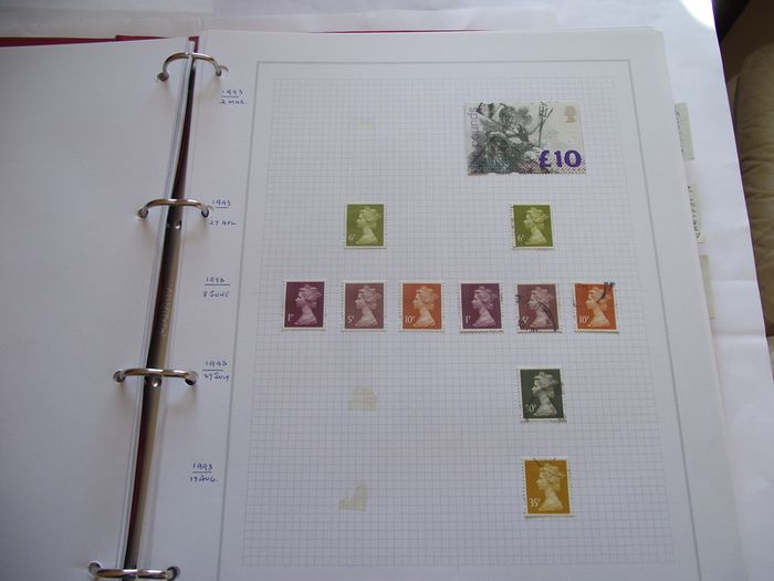 A valuable comprehensive collection of Elizabeth II stamps, hinged in the album (1952-2000)