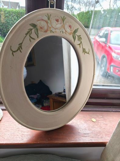 handpainted oval  mirror