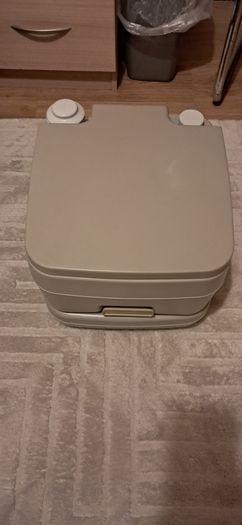 Portable Toilet for Camper
