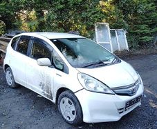 Breaking honda fit 2013 hybrid