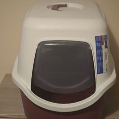 cat litter box with flap