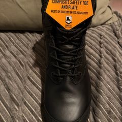 Brand new safety boots