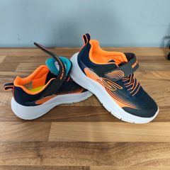 Boys trainers