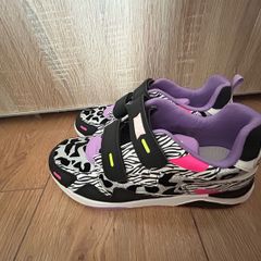 Primigi trainers size uk4 EU37 New