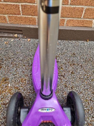Micro Maxi Deluxe Scooter Purple