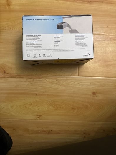 Eufy Security SoloCam S220