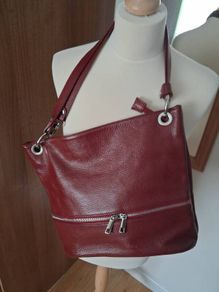 Stunning Designer Laura DiMaggio Maroon Italian Leather Bag