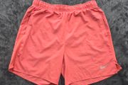 Nike Challenger 7 inch Shorts Mens Medium