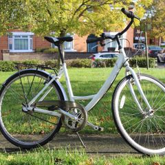 Raleigh Airlite Ladies City Bike 28 Inch Medium Frame Rear Rack