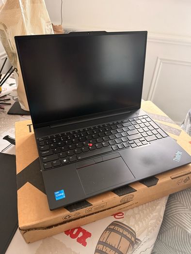Lenovo ThinkPad E16 Gen 1 Custom