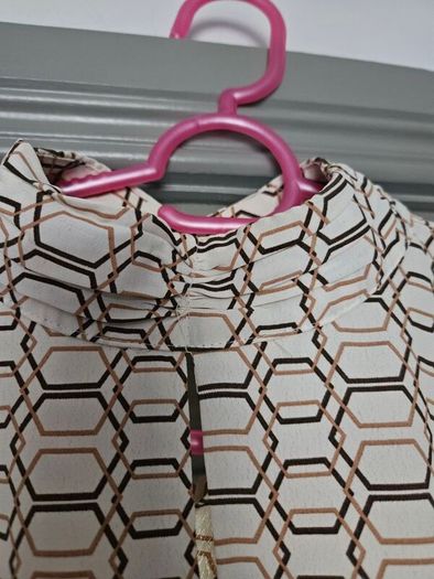 Like new ladies top