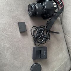 Canon 2000D, 18-55mm Zoom lens