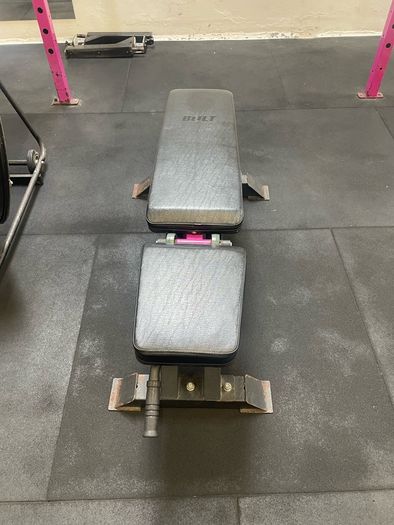 weight bench