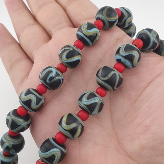 Antique Venetian Style Zigzag Pattern & Venetian WhiteHeart Glass Beads Necklace