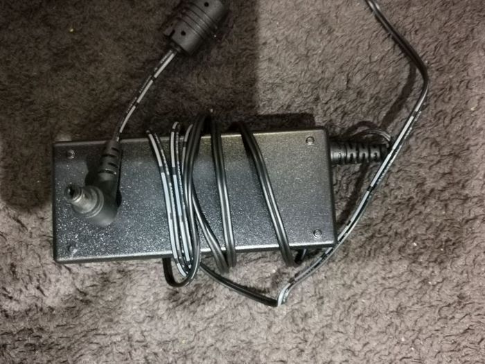 Power supply switching Adopter DC 1.58A 18V