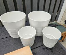 4 used ikea plant pots