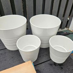 4 used ikea plant pots