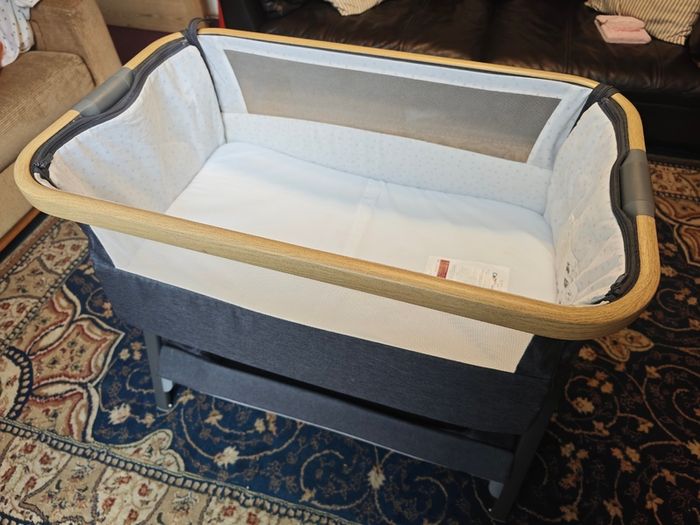 Tutti Bambini CoZee Lite Bedside Crib