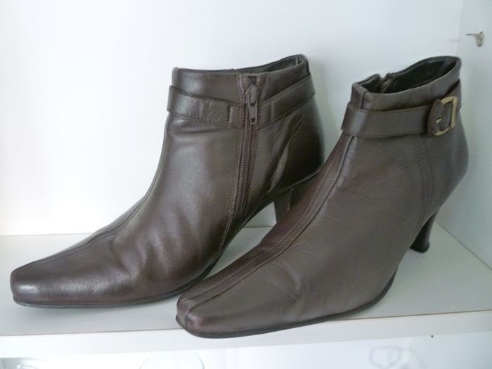 Brown ankle boots Leather Wallis Size Uk 6 Eu 39 Great Used Condition