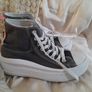 Converse size 4 and a half Image 3