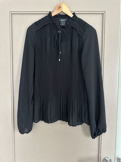 DKNY black blouse (s)