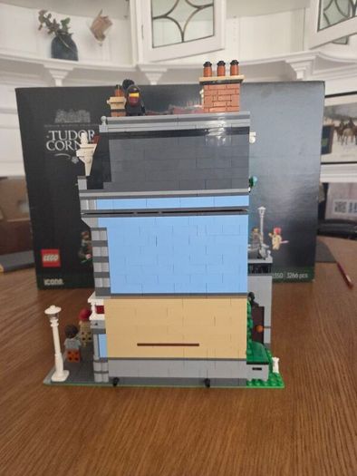 Lego Tudor Corner